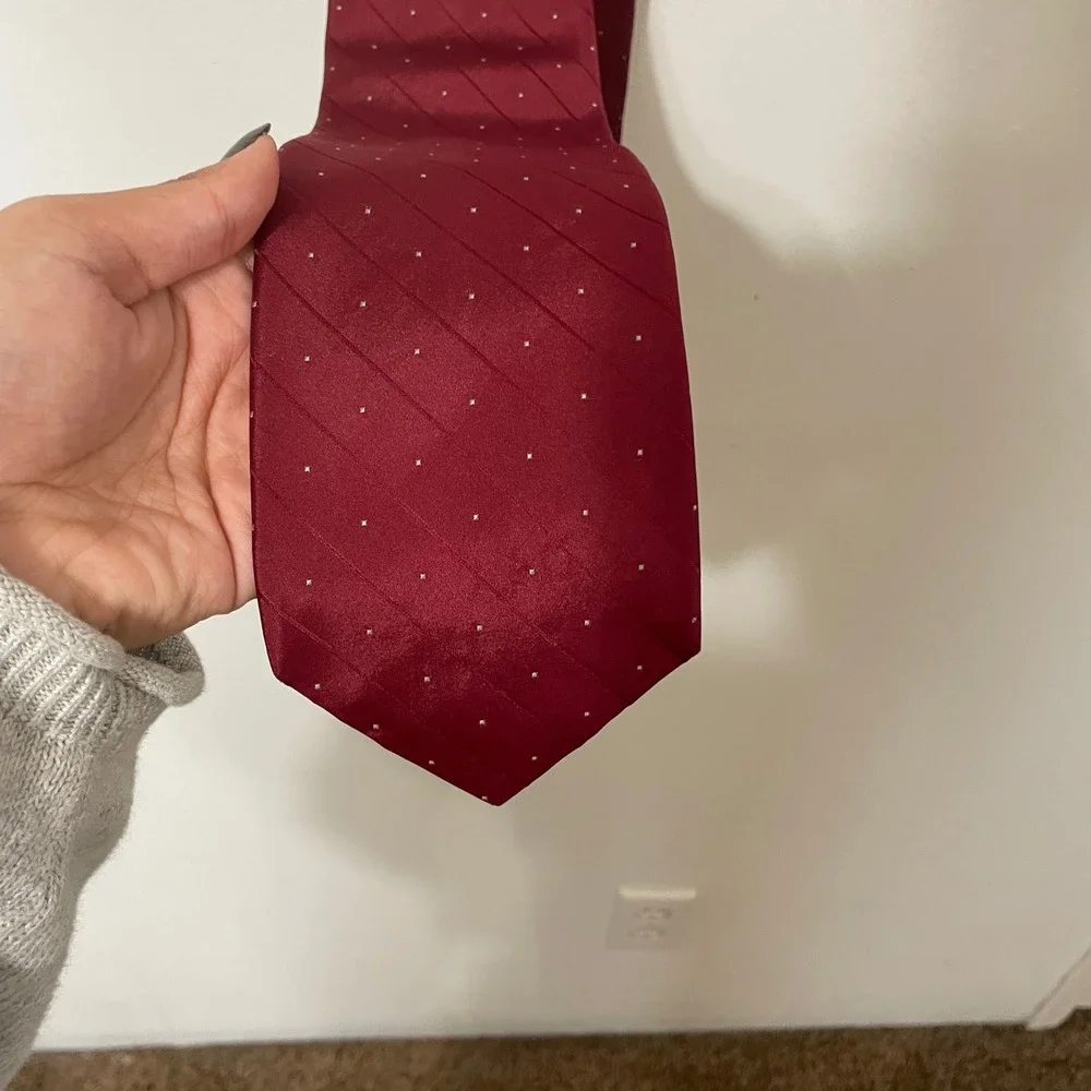 J.Crew Mens Burgundy Red Micro Dot Silk Necktie‎ Classic Business Formal Tie